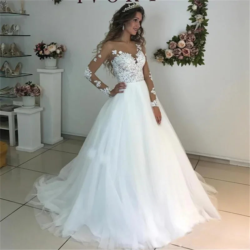 2023 Illusion Scoop Long Sleeve Wedding Dresses Lace Appliques Sheer Back White/ Ivory Tulle Wedding Dress Lace Wedding Gowns-payinti