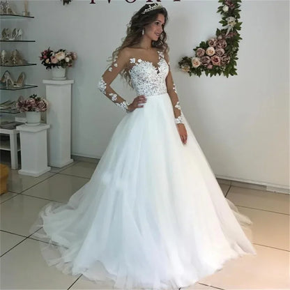 2023 Illusion Scoop Long Sleeve Wedding Dresses Lace Appliques Sheer Back White/ Ivory Tulle Wedding Dress Lace Wedding Gowns-payinti