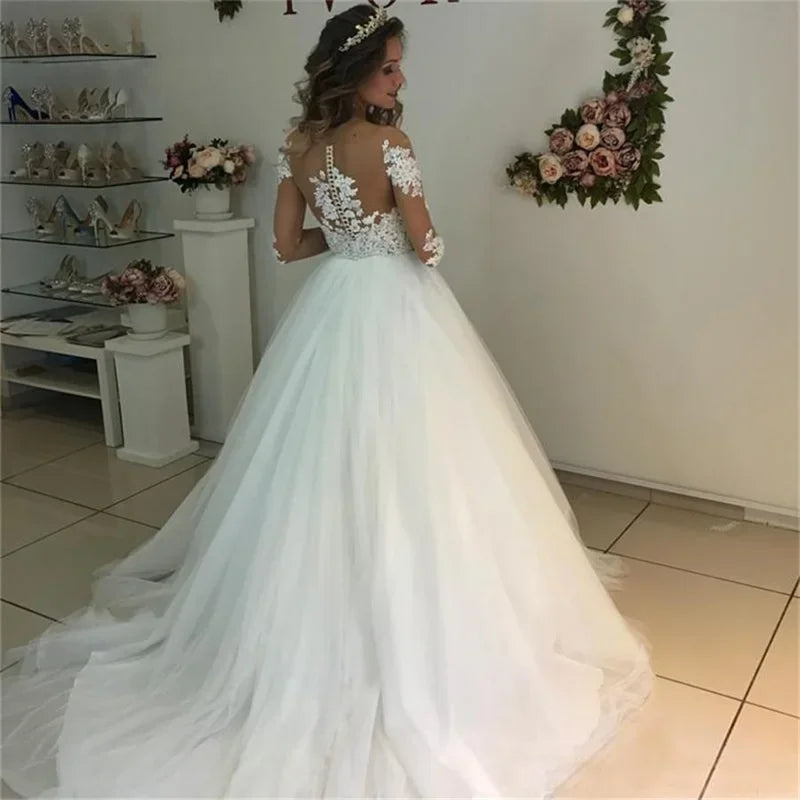 2023 Illusion Scoop Long Sleeve Wedding Dresses Lace Appliques Sheer Back White/ Ivory Tulle Wedding Dress Lace Wedding Gowns-payinti